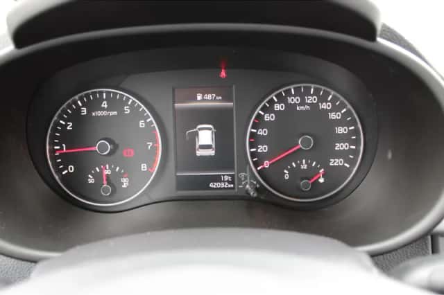 Kia Picanto (2023) thumbnail 18
