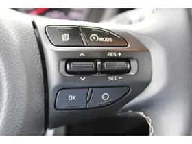Kia Picanto (2023) thumbnail 22
