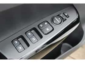 Kia Picanto (2023) thumbnail 55
