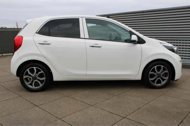 Kia Picanto (2023) thumbnail 8