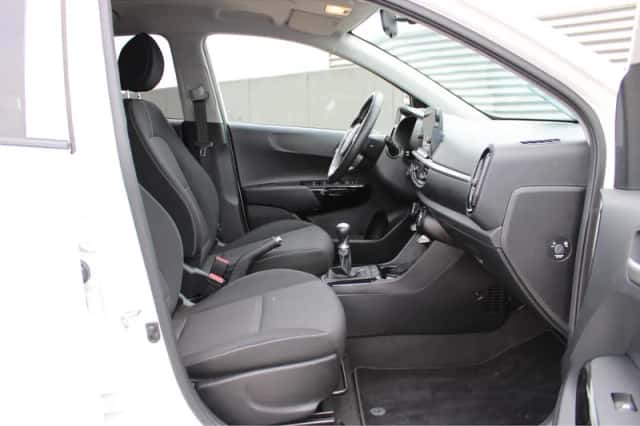 Kia Picanto (2023) thumbnail 10