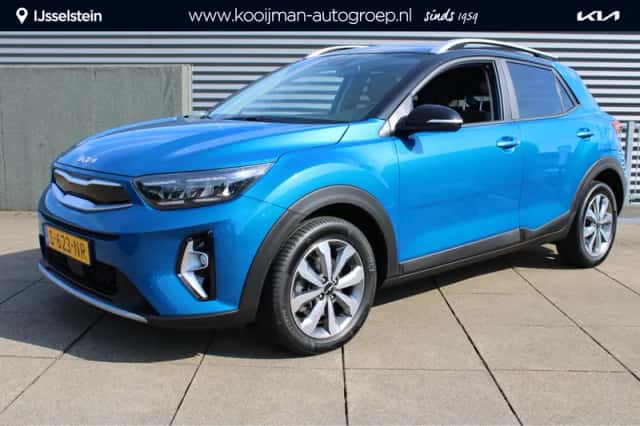 Kia Stonic (2023) thumbnail 1