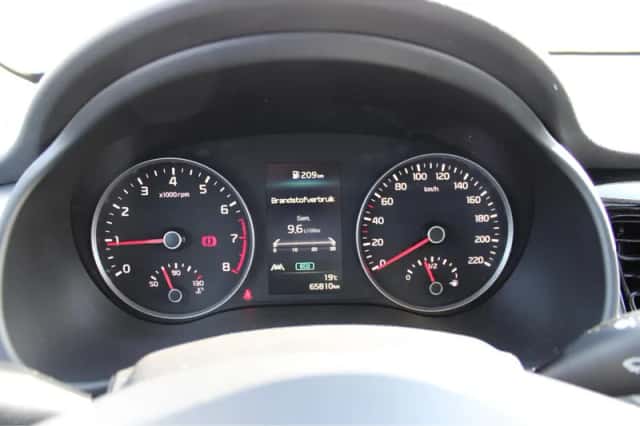 Kia Stonic (2023) thumbnail 17
