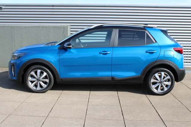 Kia Stonic (2023) thumbnail 4