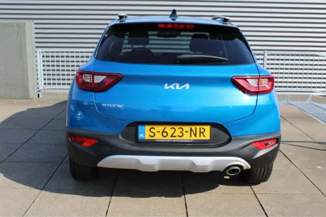 Kia Stonic (2023) thumbnail 6