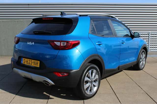 Kia Stonic (2023) thumbnail 7