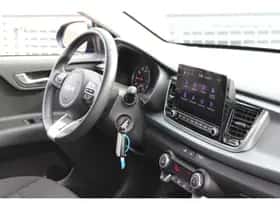 Kia Rio thumbnail 12