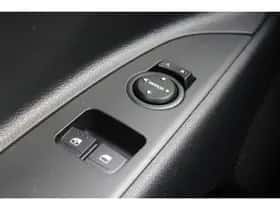 Kia Rio thumbnail 30
