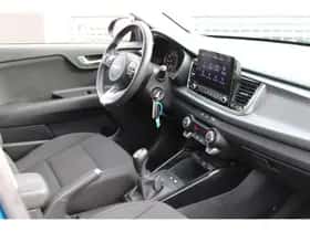 Kia Rio thumbnail 50