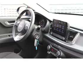 Kia Rio thumbnail 51