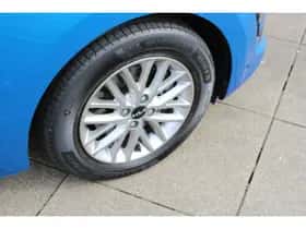 Kia Rio thumbnail 9