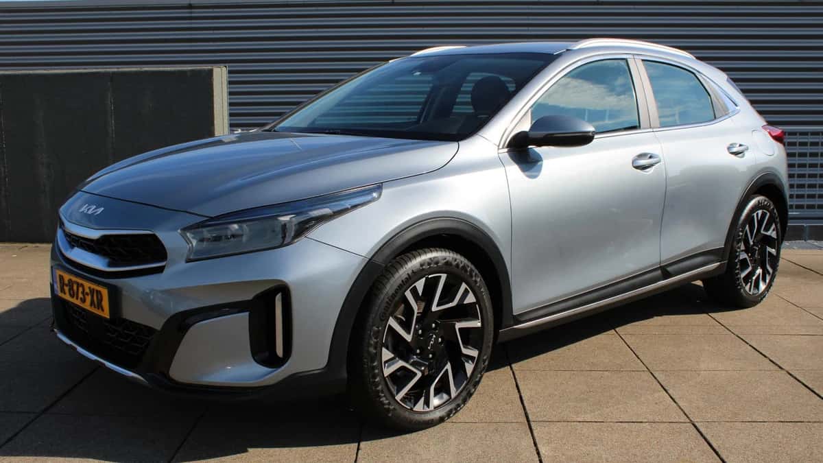 Kia XCeed (2022) — foto 1
