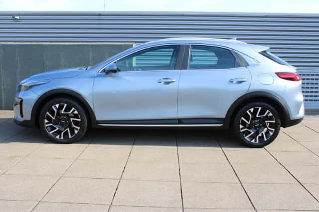 Kia XCeed (2022) thumbnail 4