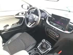 Kia Ceed Sportswagon (2024) thumbnail 14