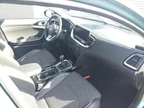 Kia Ceed Sportswagon (2024) thumbnail 15