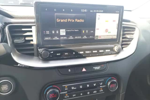 Kia Ceed Sportswagon (2024) thumbnail 28