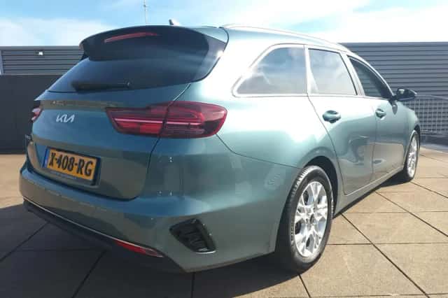Kia Ceed Sportswagon (2024) thumbnail 5