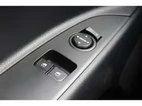 Kia Stonic (2023) thumbnail 30