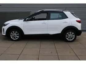 Kia Stonic (2023) thumbnail 43