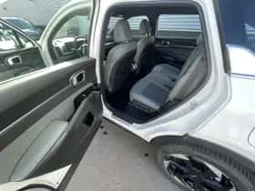 Kia Sorento (2025) thumbnail 43