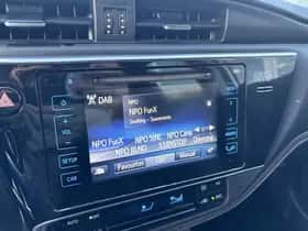 Toyota Auris (2016) thumbnail 27