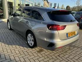 Kia Ceed Sportswagon (2023) thumbnail 6