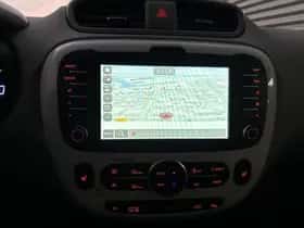 Kia Soul EV (2015) thumbnail 43