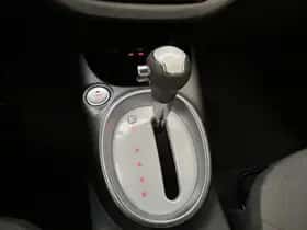 Kia Soul EV (2015) thumbnail 46