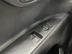 Kia Stonic (2023) thumbnail 33
