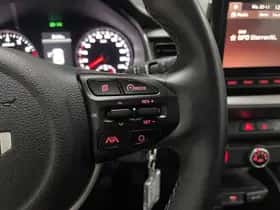 Kia Stonic (2023) thumbnail 36