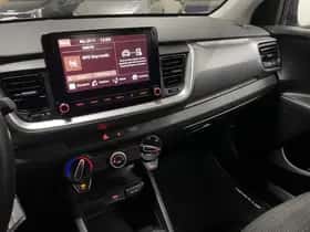 Kia Stonic (2023) thumbnail 38