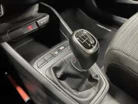 Kia Stonic (2023) thumbnail 42