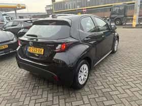 Toyota Yaris (2021) thumbnail 44