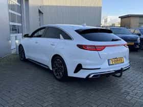 Kia Proceed (2023) thumbnail 4