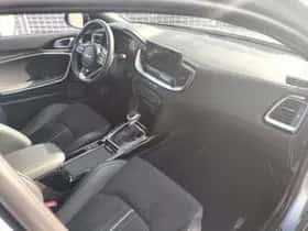 Kia Proceed (2023) thumbnail 13