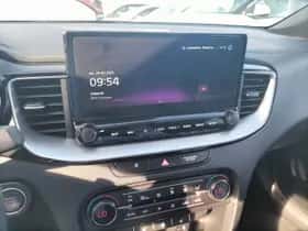 Kia Proceed (2023) thumbnail 22