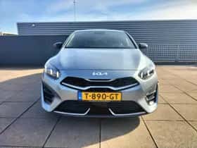 Kia Proceed (2023) thumbnail 7