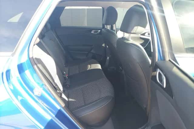Kia Ceed Sportswagon (2024) thumbnail 13