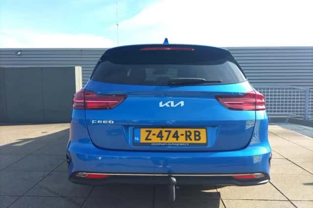 Kia Ceed Sportswagon (2024) thumbnail 4