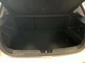 Kia Ceed (2016) thumbnail 22