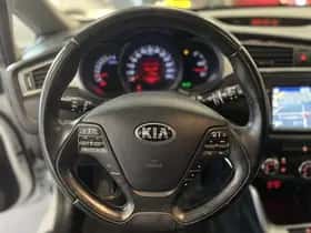 Kia Ceed (2016) thumbnail 31
