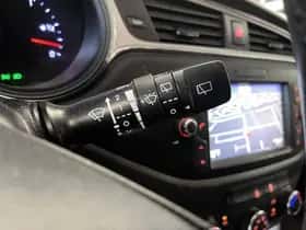 Kia Ceed (2016) thumbnail 35