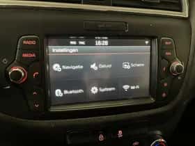 Kia Ceed (2016) thumbnail 40