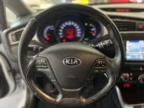 Kia Ceed (2016) thumbnail 6