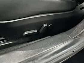 Tesla Model 3 (2019) thumbnail 28