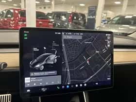 Tesla Model 3 (2019) thumbnail 38