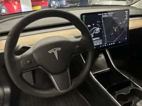 Tesla Model 3 (2019) thumbnail 6