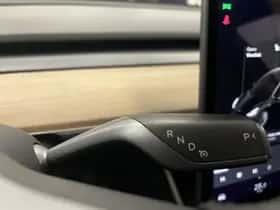 Tesla Model 3 (2019) thumbnail 7