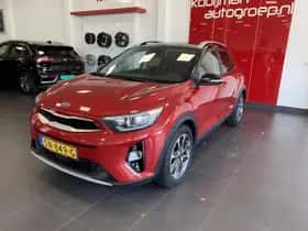Kia Stonic (2018) thumbnail 18