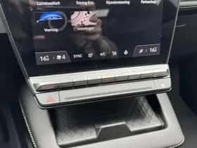 Renault Megane-e-tech (2022) thumbnail 23